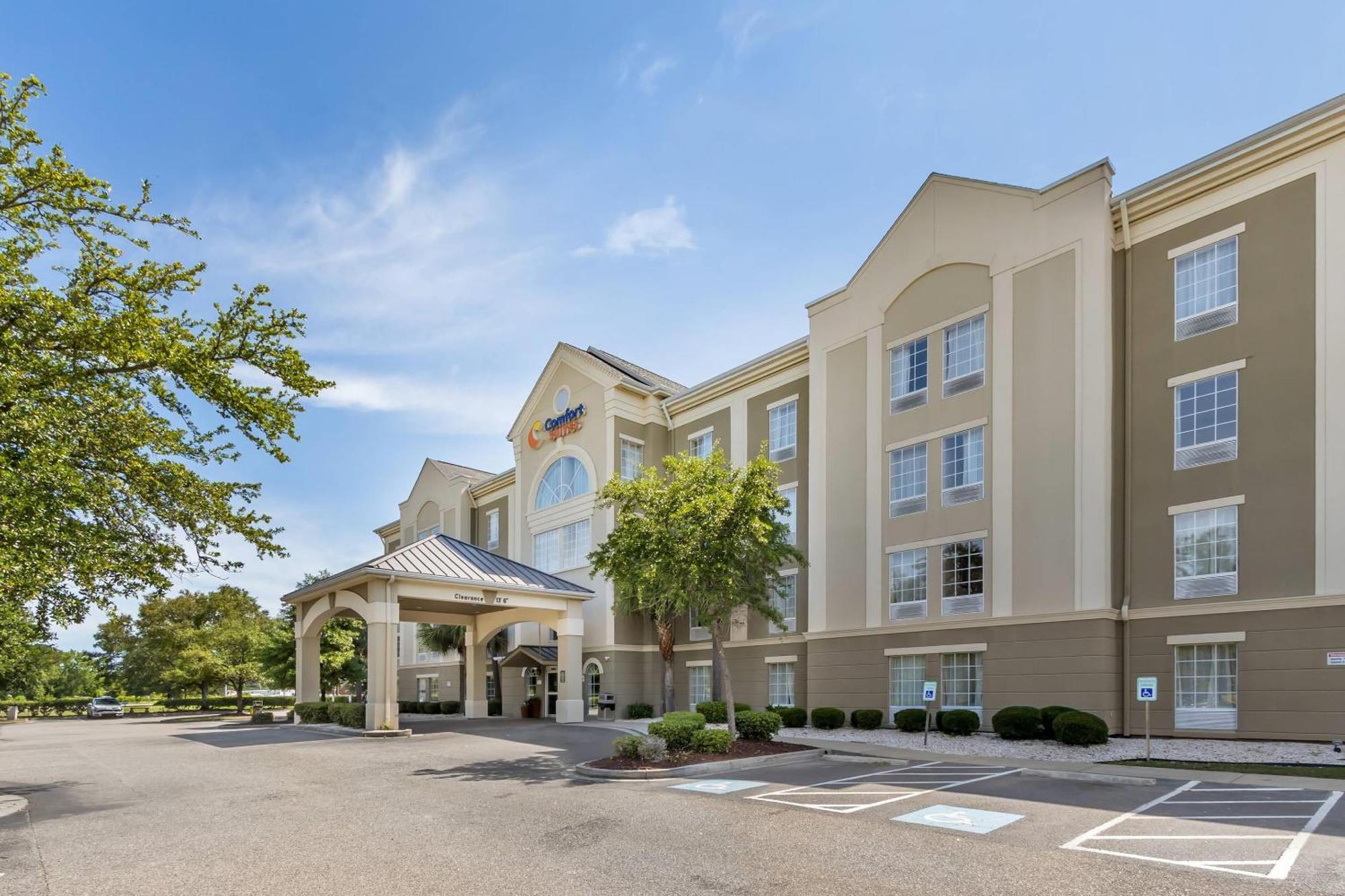 Comfort Suites Myrtle Beach Central Exterior foto